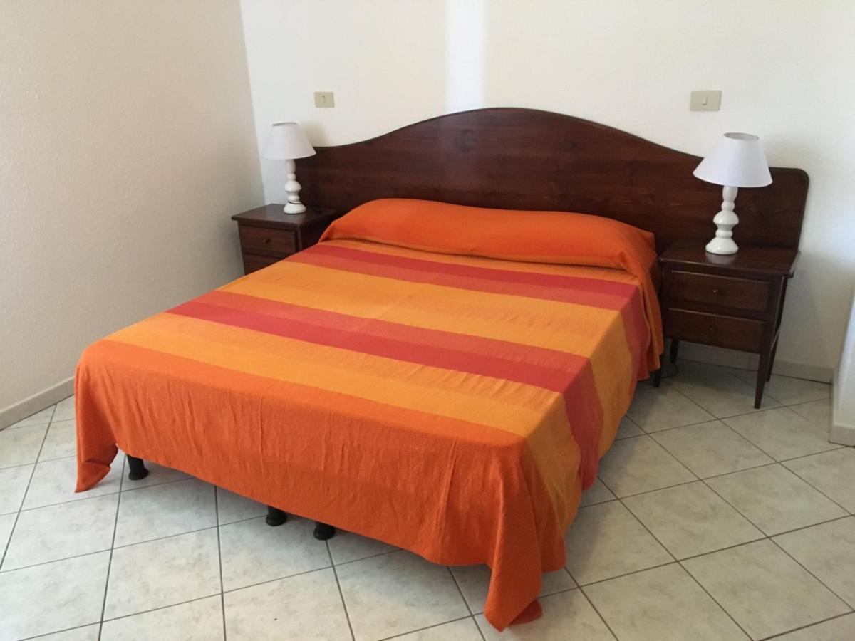 Aparthotel Su Petrosu Orosei Exteriér fotografie